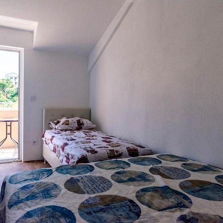 Apartments Elena บุดวา ภายนอก รูปภาพ