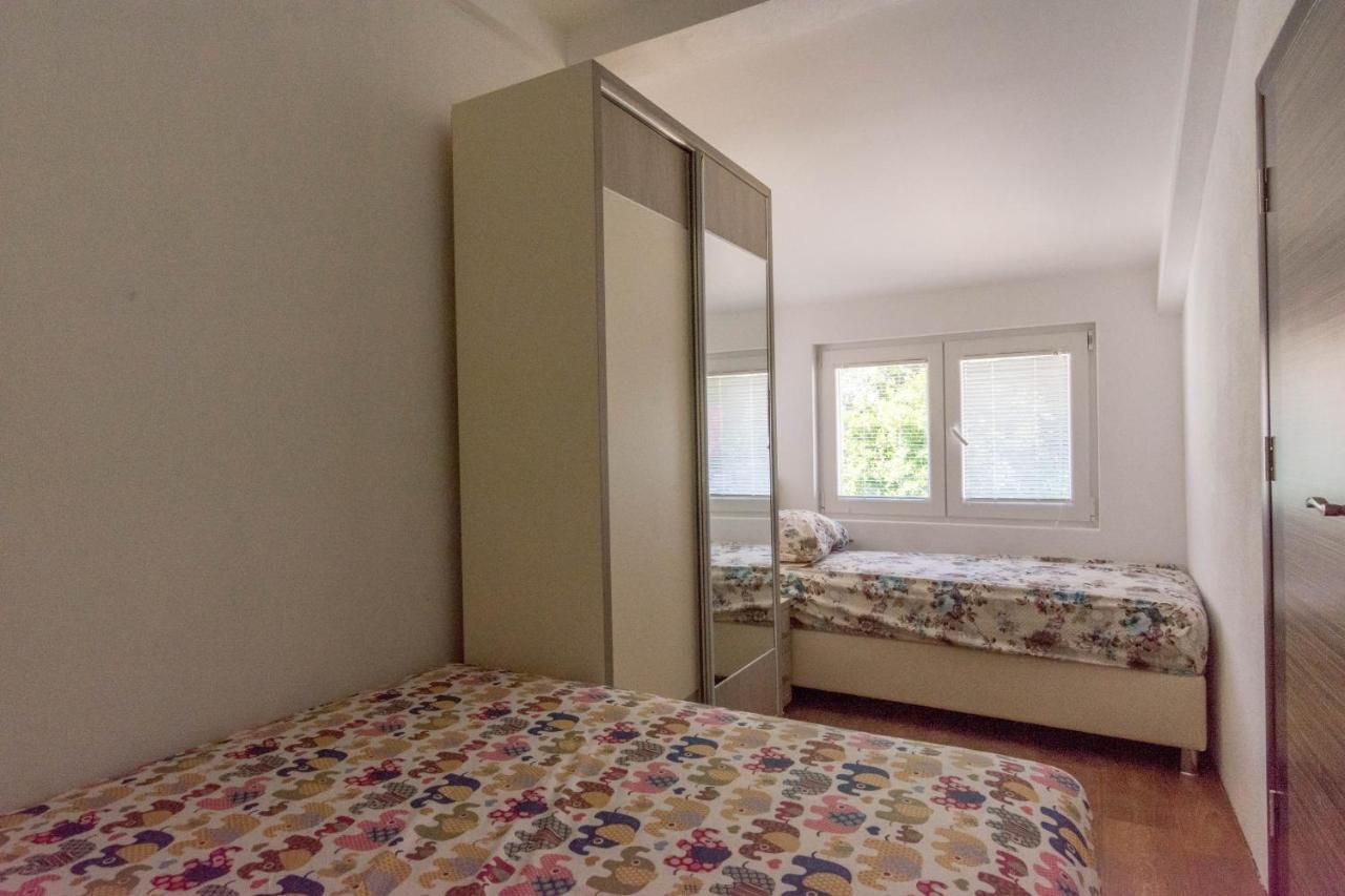 Apartments Elena บุดวา ภายนอก รูปภาพ